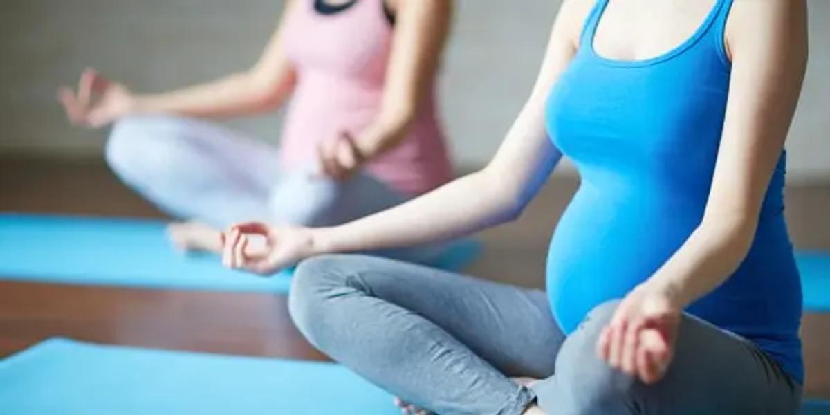 ISSA | Prenatal Yoga: What It Is & Why to Consider Teaching It