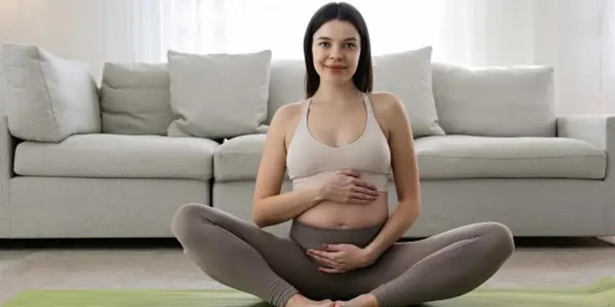 YOGA | Yoga for First Trimester Pregnancy: What to Expect