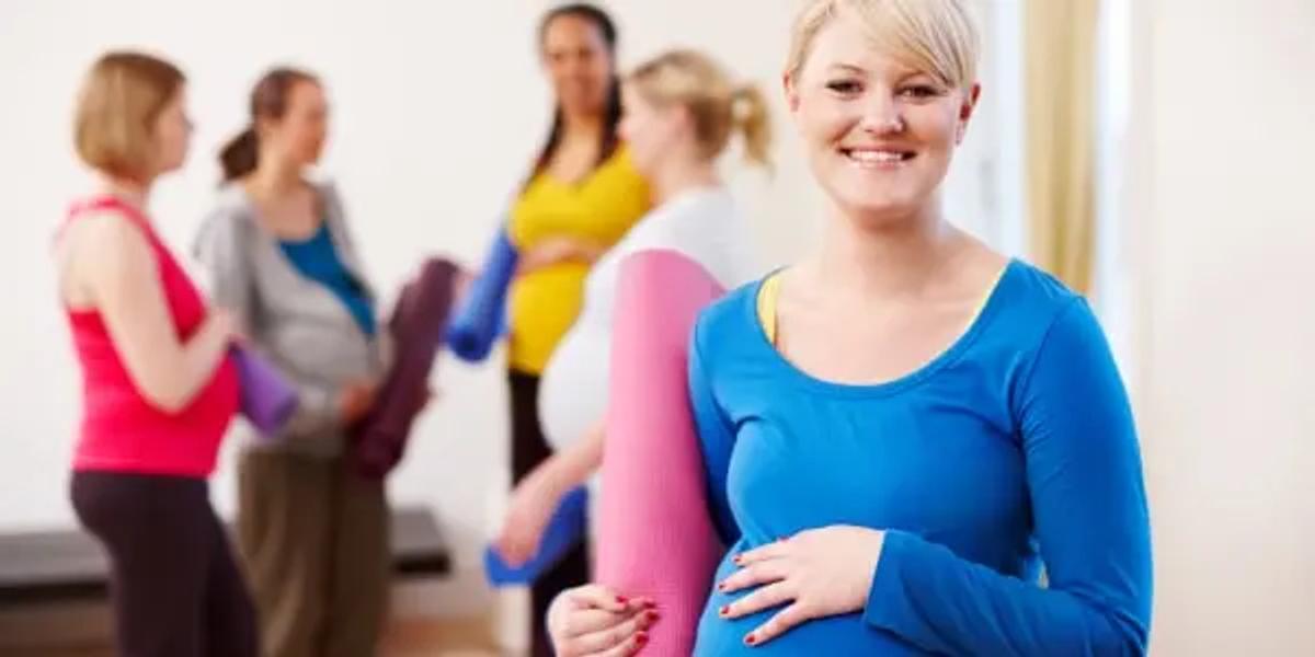 YOGA | Poses Good for Third Trimester Yoga and Which Ones to Avoid